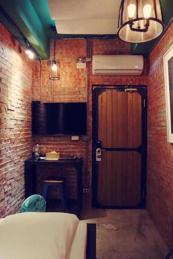 Travel Charger Hostel Hualien City Εξωτερικό φωτογραφία