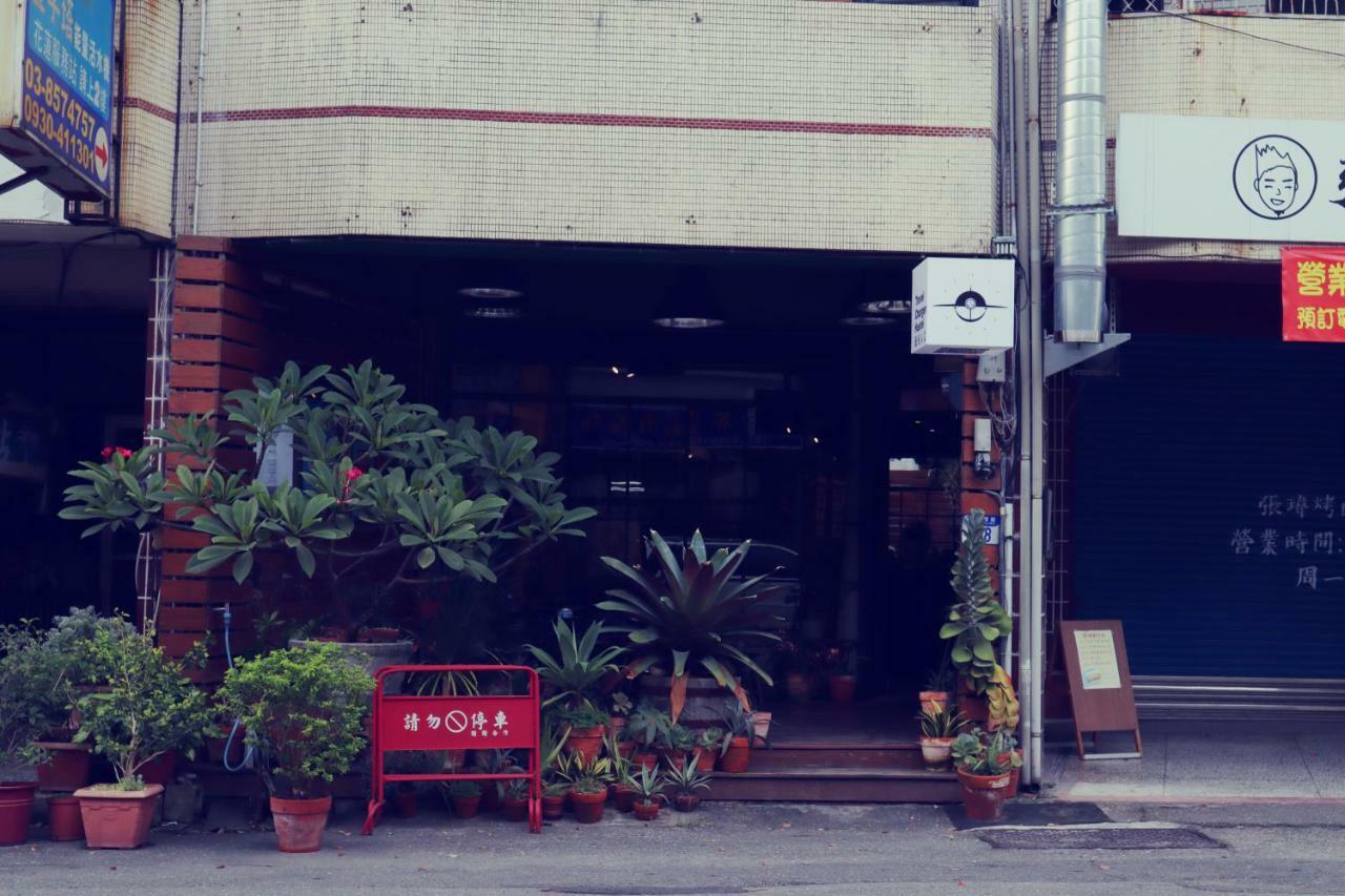 Travel Charger Hostel Hualien City Εξωτερικό φωτογραφία
