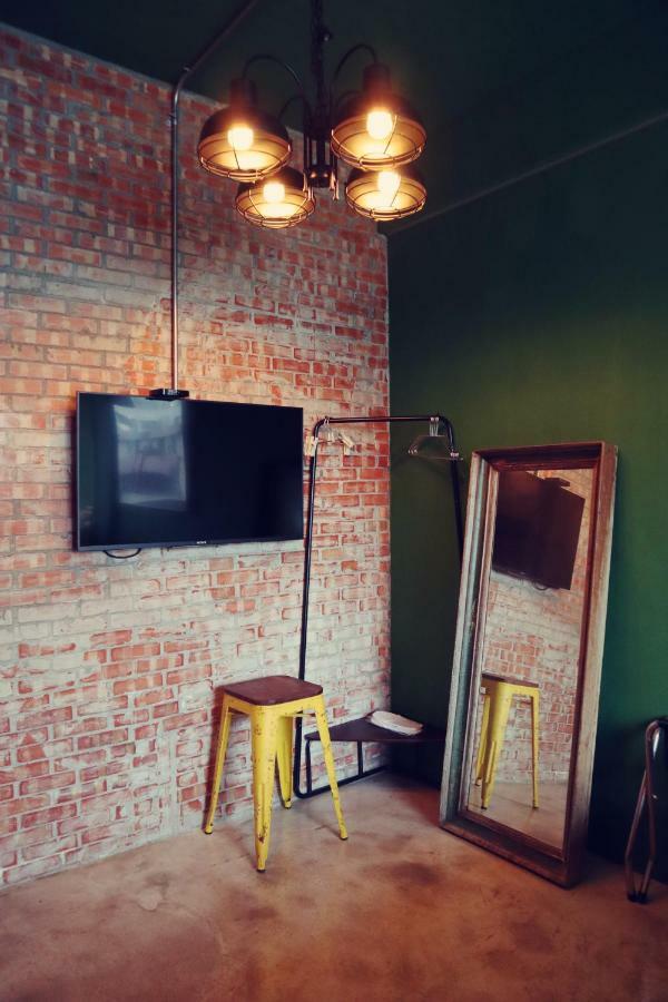 Travel Charger Hostel Hualien City Εξωτερικό φωτογραφία