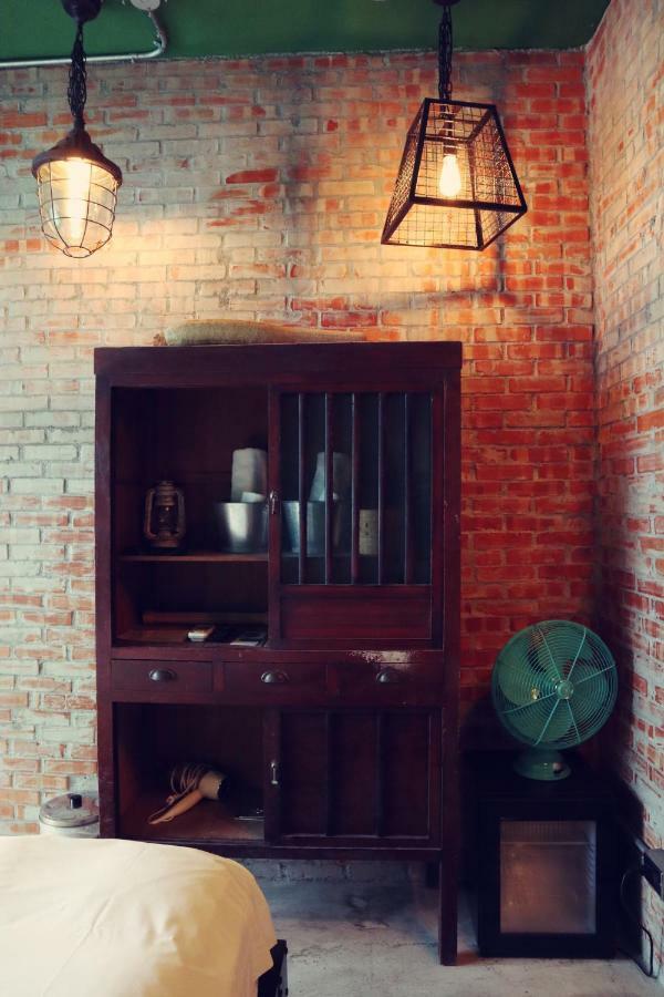 Travel Charger Hostel Hualien City Εξωτερικό φωτογραφία